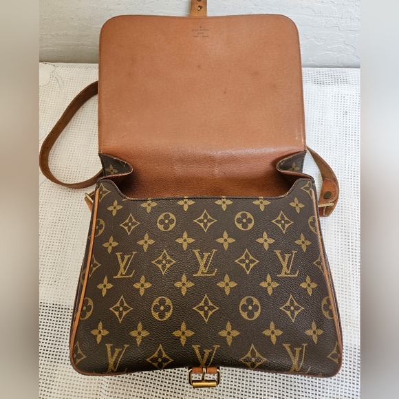 AUTHENTIC LOUIS VUITTON Cartouchiere GM Monogram Shoulder Bag - Picture 6 of 16